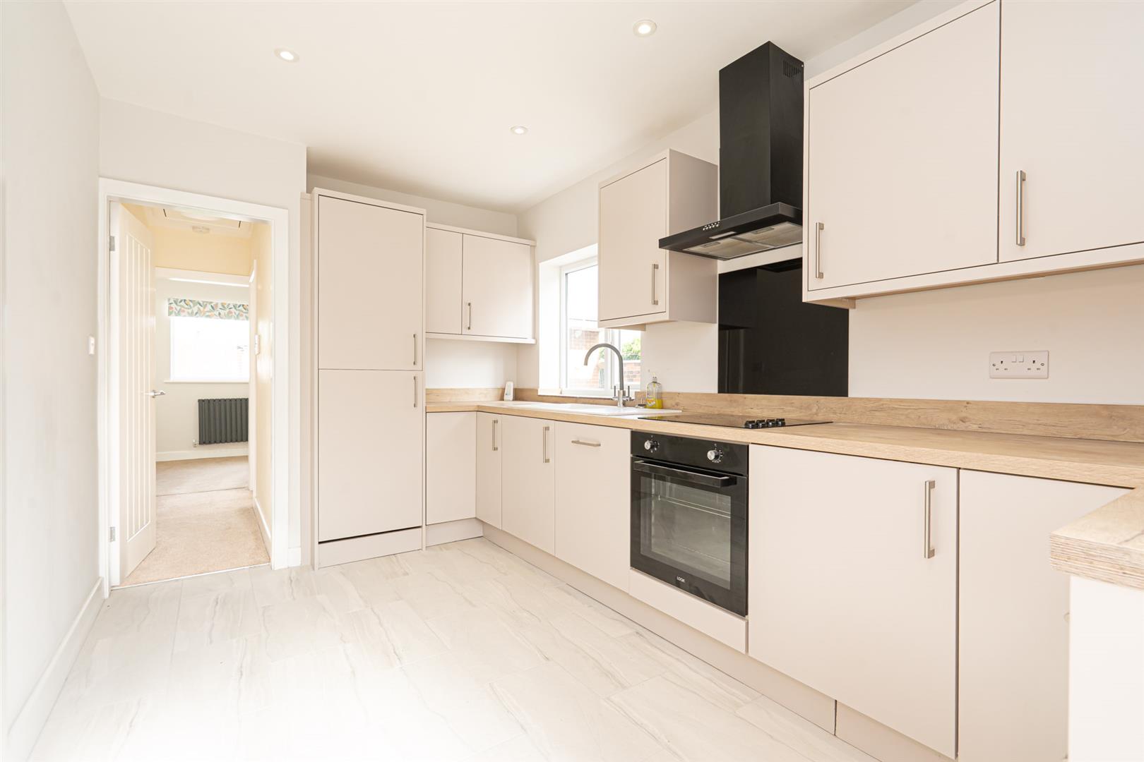 2 bed property in Stiles Avenue, Preston